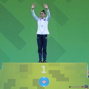 podium aa individual ph simone ferraro sfa01722a copia